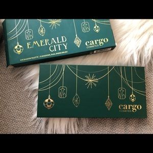 Emerald City eye shadow palette